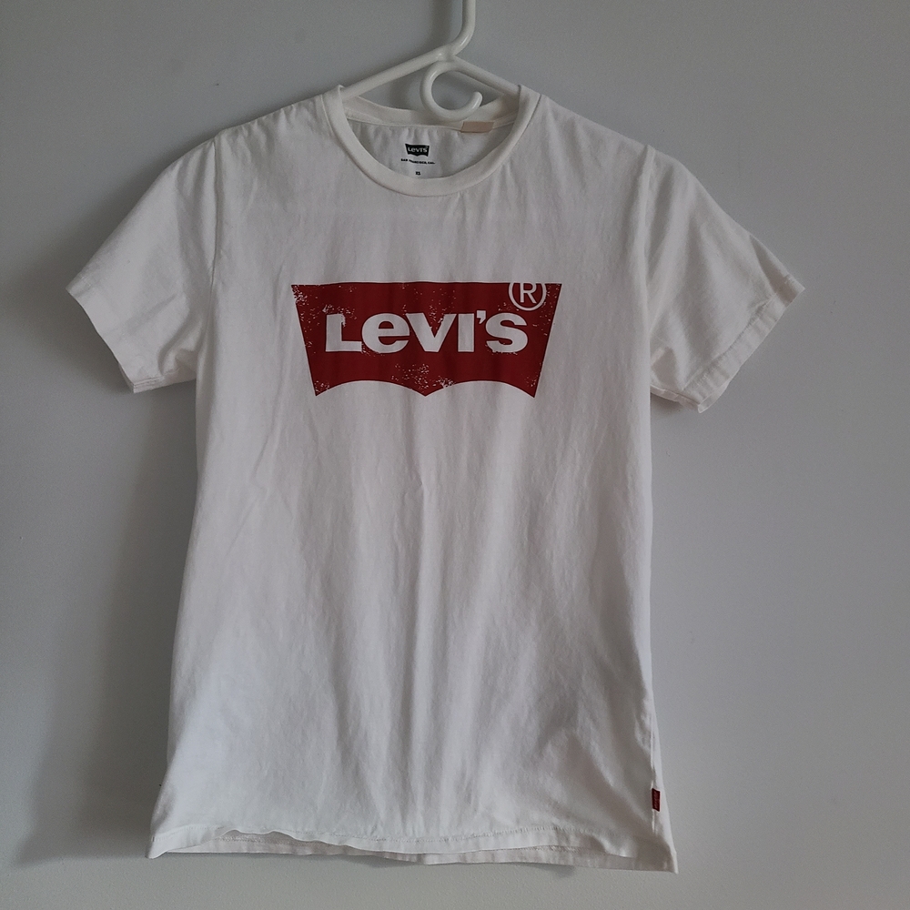 Levi's White T-Shirt for Women 100% cotton Size XS